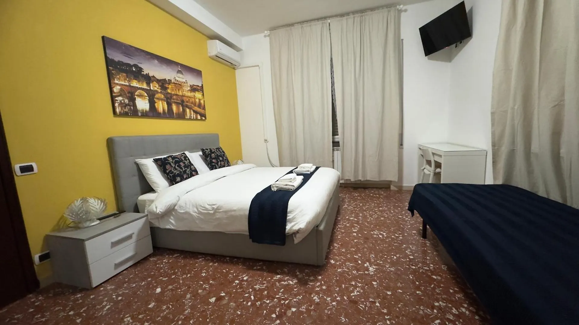 Bella Roma - Ee Hotel Guest house