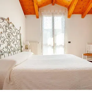 https://il-nido-della-cicogna.it-lombardy.com