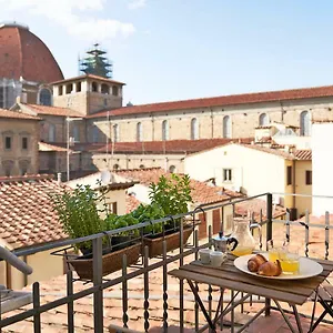 One Of A Kind Near The Duomo W/balcony Palace Apartment Florence