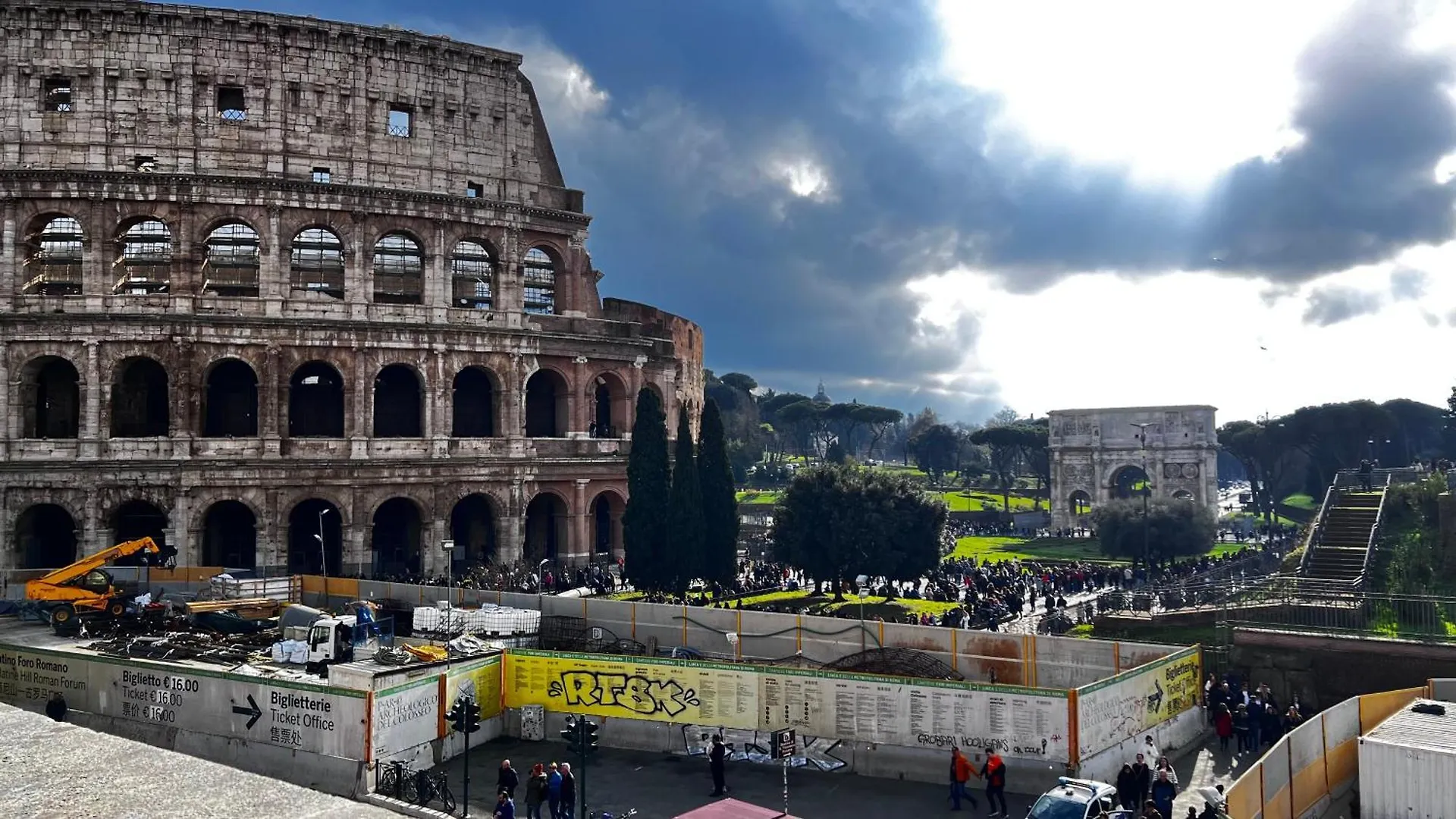 Bella Roma - Ee Hotel 0*, Rome